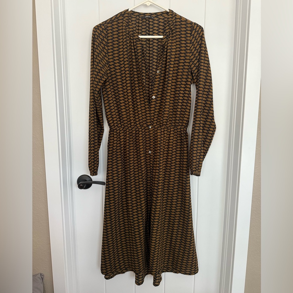 Only Brown Geometric Long Sleeve Dress